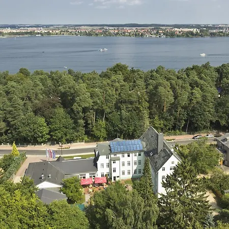 Szálloda Seehotel Ecktannen Waren