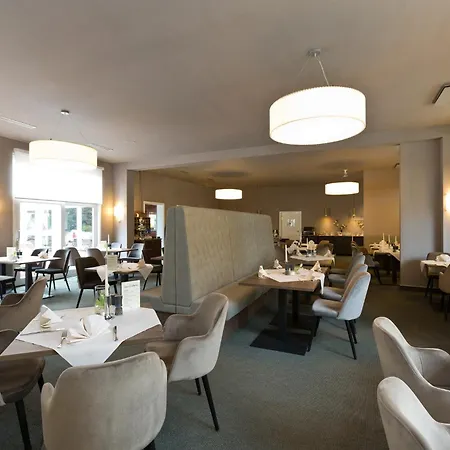 Hotell Seehotel Ecktannen Waren (Mueritz)