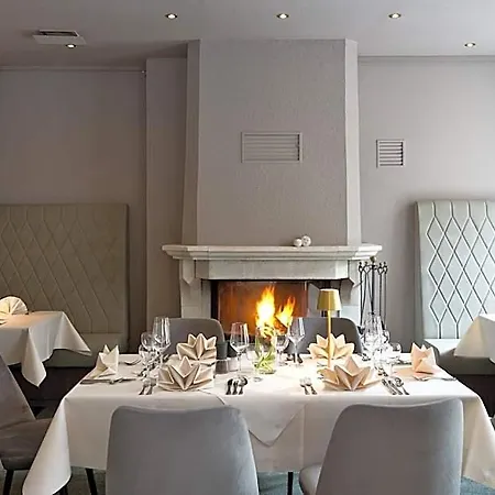 Seehotel Ecktannen Otel Waren (Mueritz)
