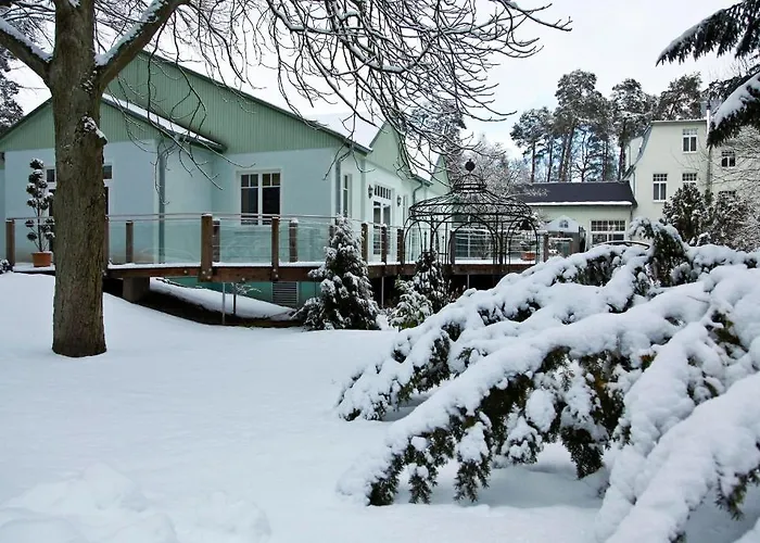 Seehotel Ecktannen 4* Waren (Mueritz)